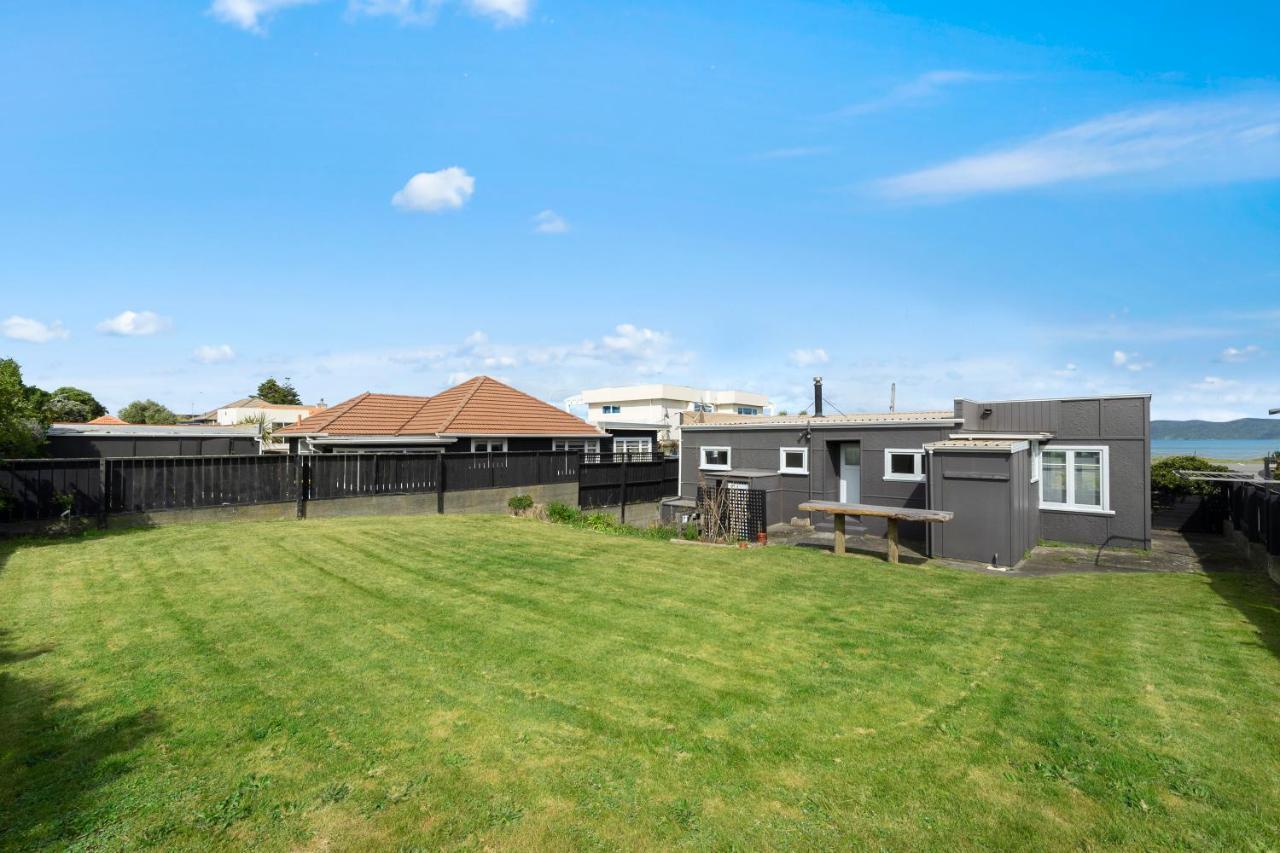 The Green Trout - Paraparaumu Beach Holiday Home Zewnętrze zdjęcie