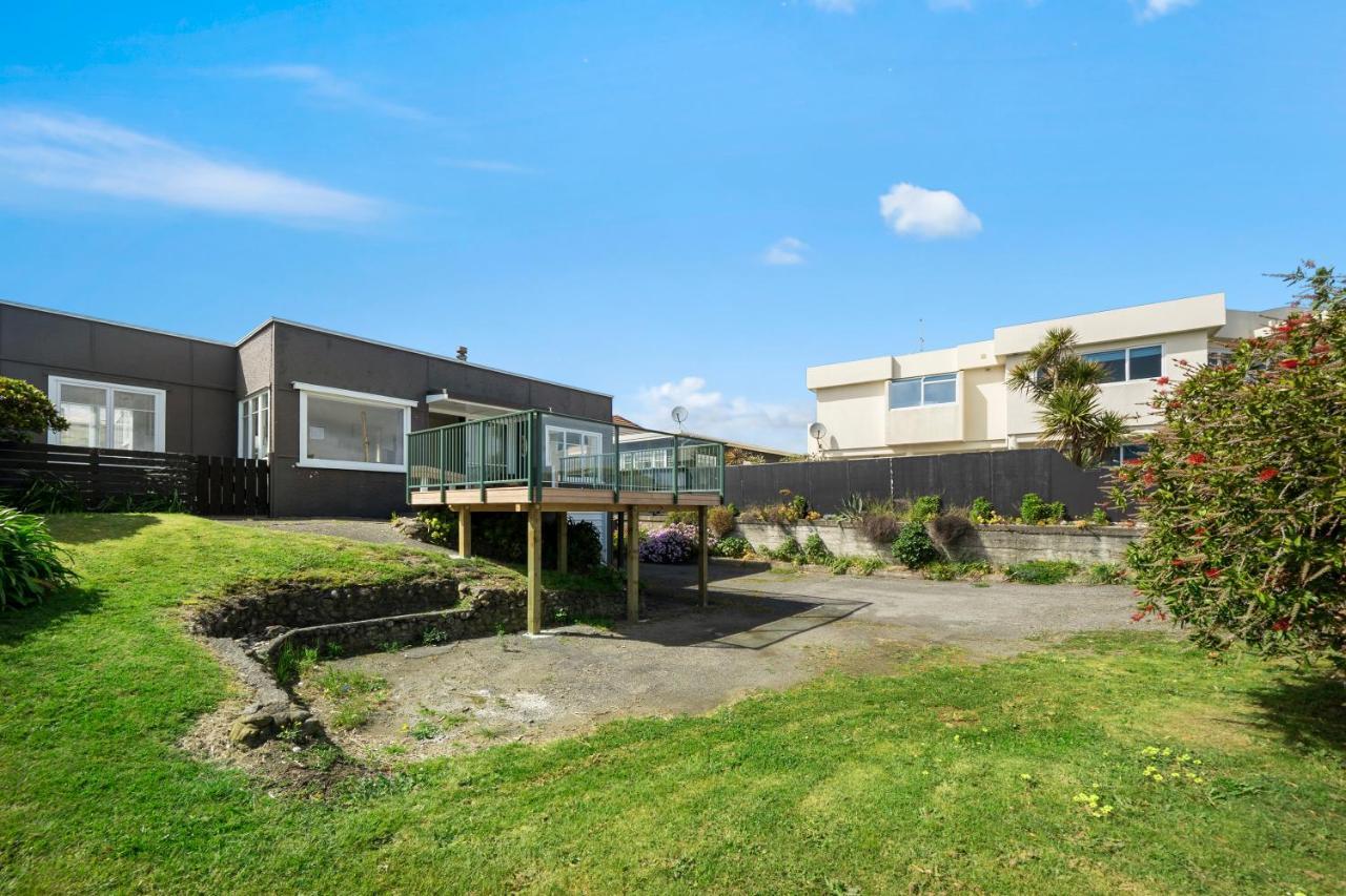 The Green Trout - Paraparaumu Beach Holiday Home Zewnętrze zdjęcie