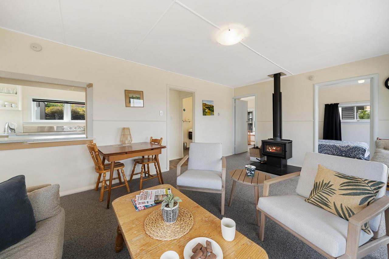 The Green Trout - Paraparaumu Beach Holiday Home Zewnętrze zdjęcie