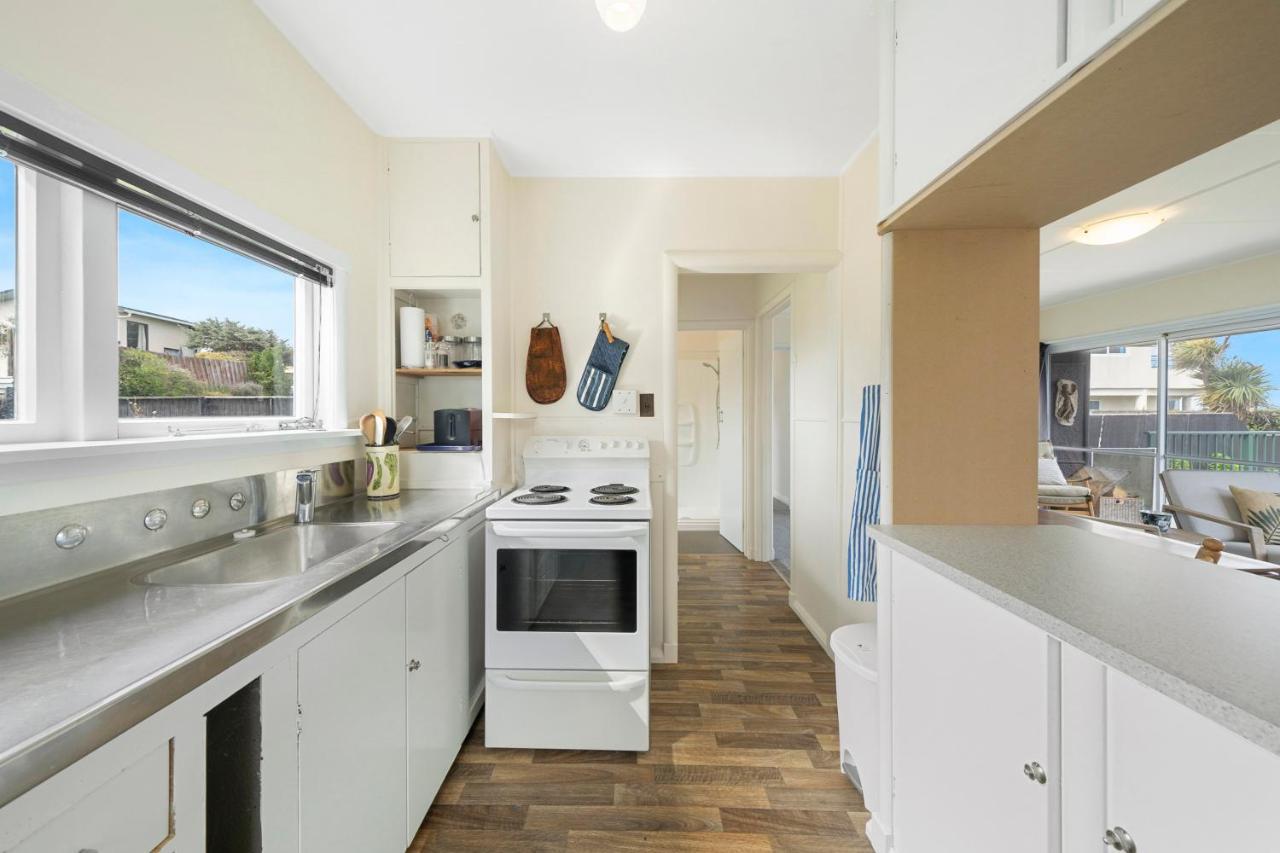The Green Trout - Paraparaumu Beach Holiday Home Zewnętrze zdjęcie
