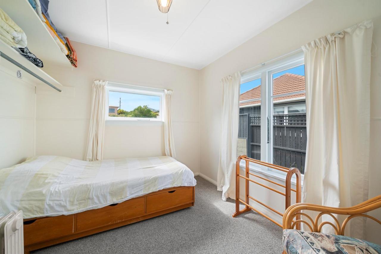 The Green Trout - Paraparaumu Beach Holiday Home Zewnętrze zdjęcie
